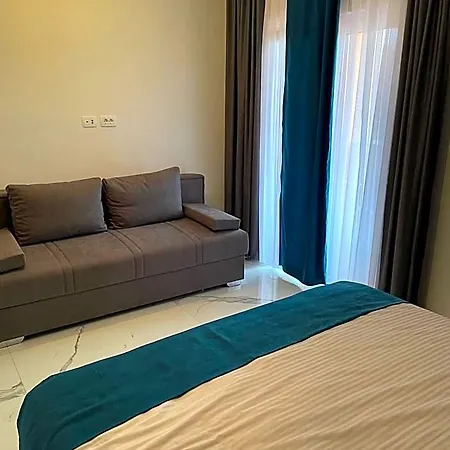 Rados Hotel 3*